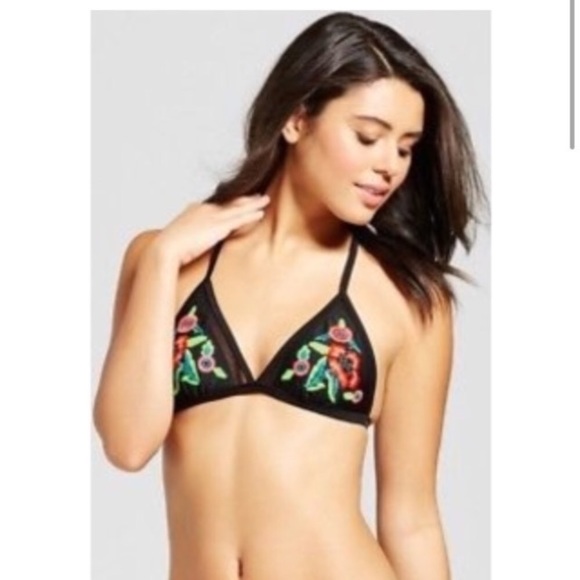 Xhilaration Other - Xhilaration Embroidered Floral Bikini Top